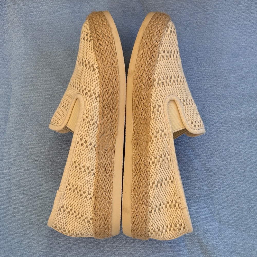 Esprit Women's Tan Espadrille Slip-Ons - Picture 2 of 4